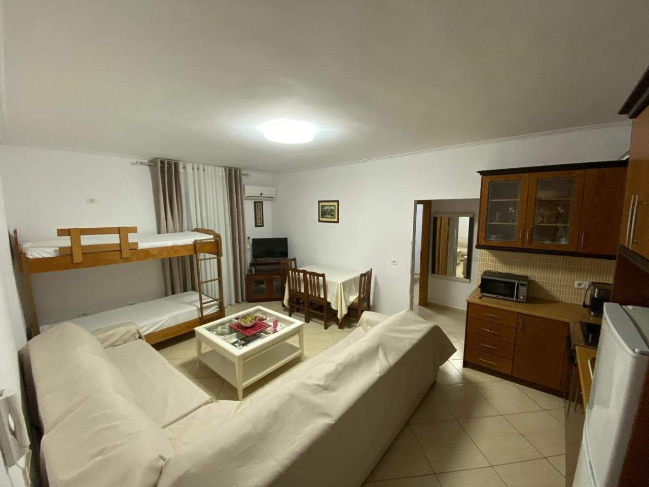 Olive Tree Apartment Саранде Екстериор снимка